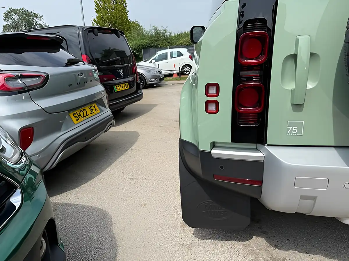 Used 2023 Land Rover Defender 75th Limited Edition Green - Interior and Exterior details 10