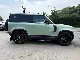 Used 2023 Land Rover Defender 75th Limited Edition Green - Interior and Exterior details 3