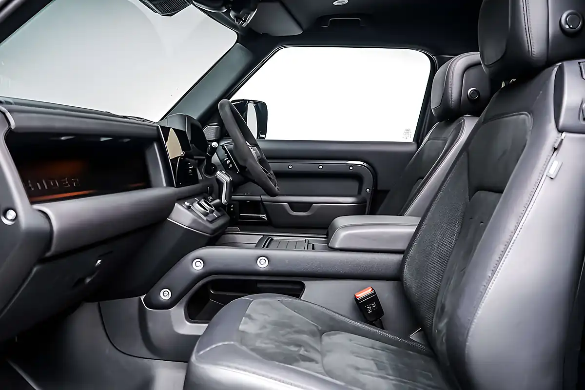 Used 2023 Land Rover Defender 90 Carpathian Edition Carpathian Grey - Interior and Exterior details 6
