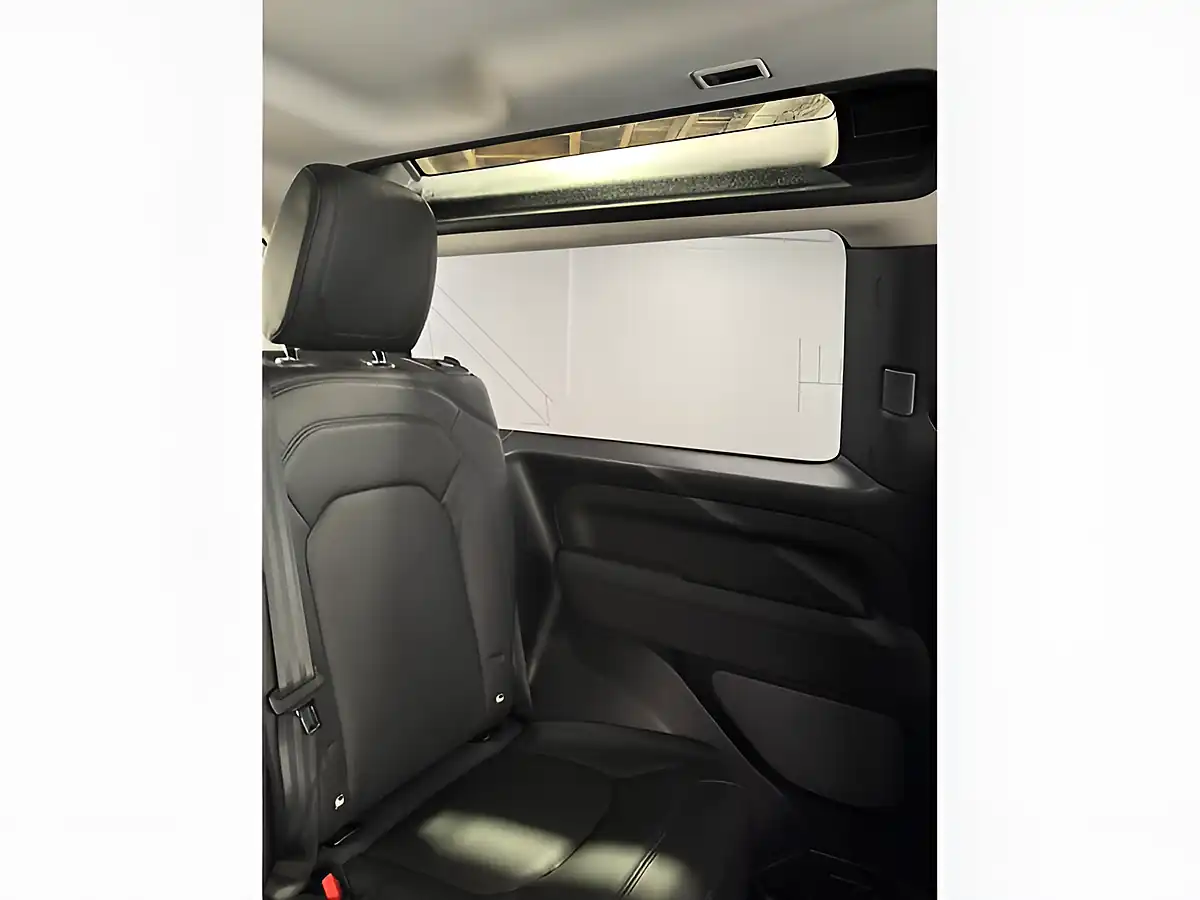 Used 2023 Land Rover Defender 90 Hard Top Black - Interior and Exterior details 13