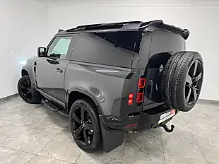 Used 2023 Land Rover Defender 90 Hard Top Swb Grey - Interior and Exterior details 5