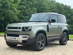 Used 2023 Land Rover Defender 90 Hse Pangea Green - Interior and Exterior details 3