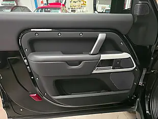 Used 2023 Land Rover Defender 90 X-Dynamic Hse Black - Interior and Exterior details 17