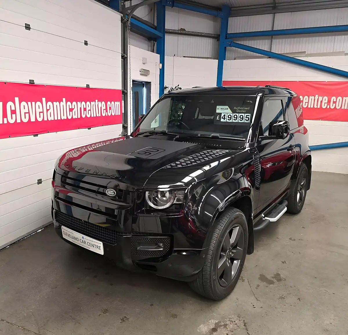 Used 2023 Land Rover Defender 90 X-Dynamic Hse Black - Interior and Exterior details 3