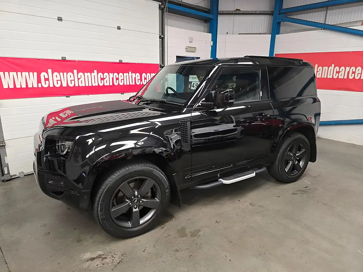 Used 2023 Land Rover Defender 90 X-Dynamic Hse Black - Interior and Exterior details 4