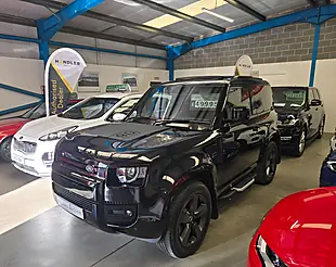 Used 2023 Land Rover Defender 90 X-Dynamic Hse Black - Interior and Exterior details 6