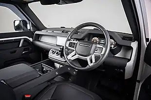 Used 2023 Land Rover Defender 90 X-Dynamic Se White - Interior and Exterior details 12