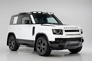 Used 2023 Land Rover Defender 90 X-Dynamic Se White - Interior and Exterior details 5