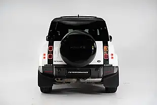 Used 2023 Land Rover Defender 90 X-Dynamic Se White - Interior and Exterior details 8