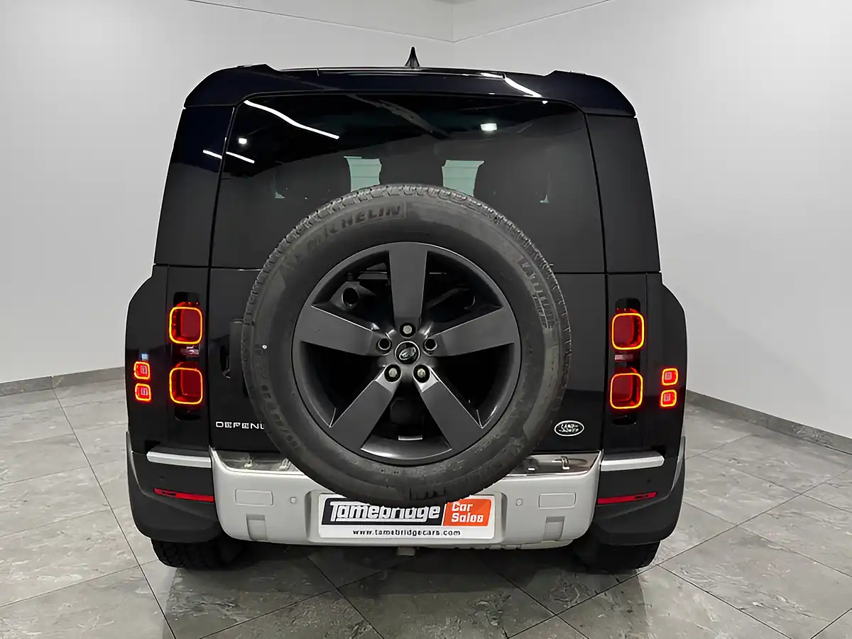 Used 2023 Land Rover Defender Hard Top Black - Interior and Exterior details 7
