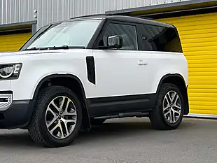 Used 2023 Land Rover Defender Hse White - Interior and Exterior details 10