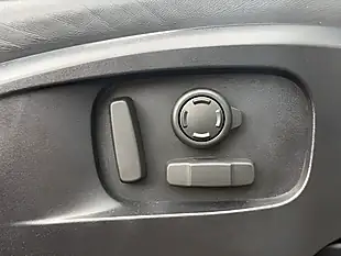 Used 2023 Land Rover Defender Hse White - Interior and Exterior details 14