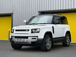 Used 2023 Land Rover Defender Hse White - Interior and Exterior details 5