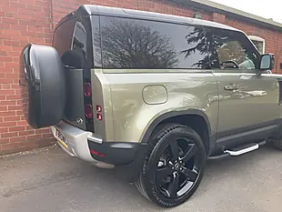 Used 2023 Land Rover Defender Se Green - Interior and Exterior details 8