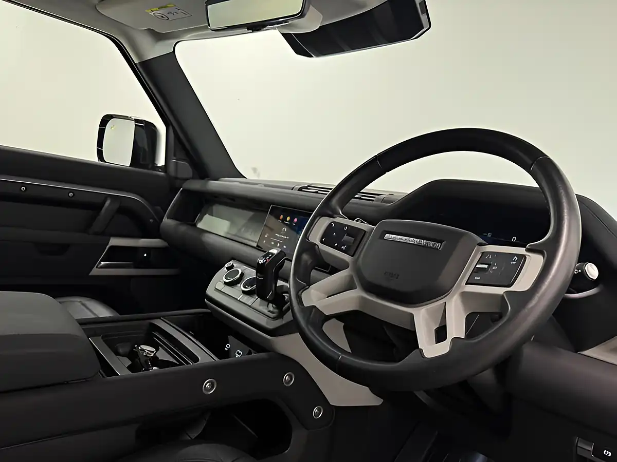 Used 2023 Land Rover Defender Se Hard Top Grey - Interior and Exterior details 15