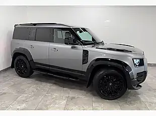 Used 2023 Land Rover Defender Se Hard Top Grey - Interior and Exterior details 2