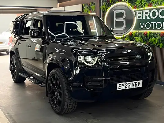2023 Land Rover Defender D300 X-Dynamic HSE