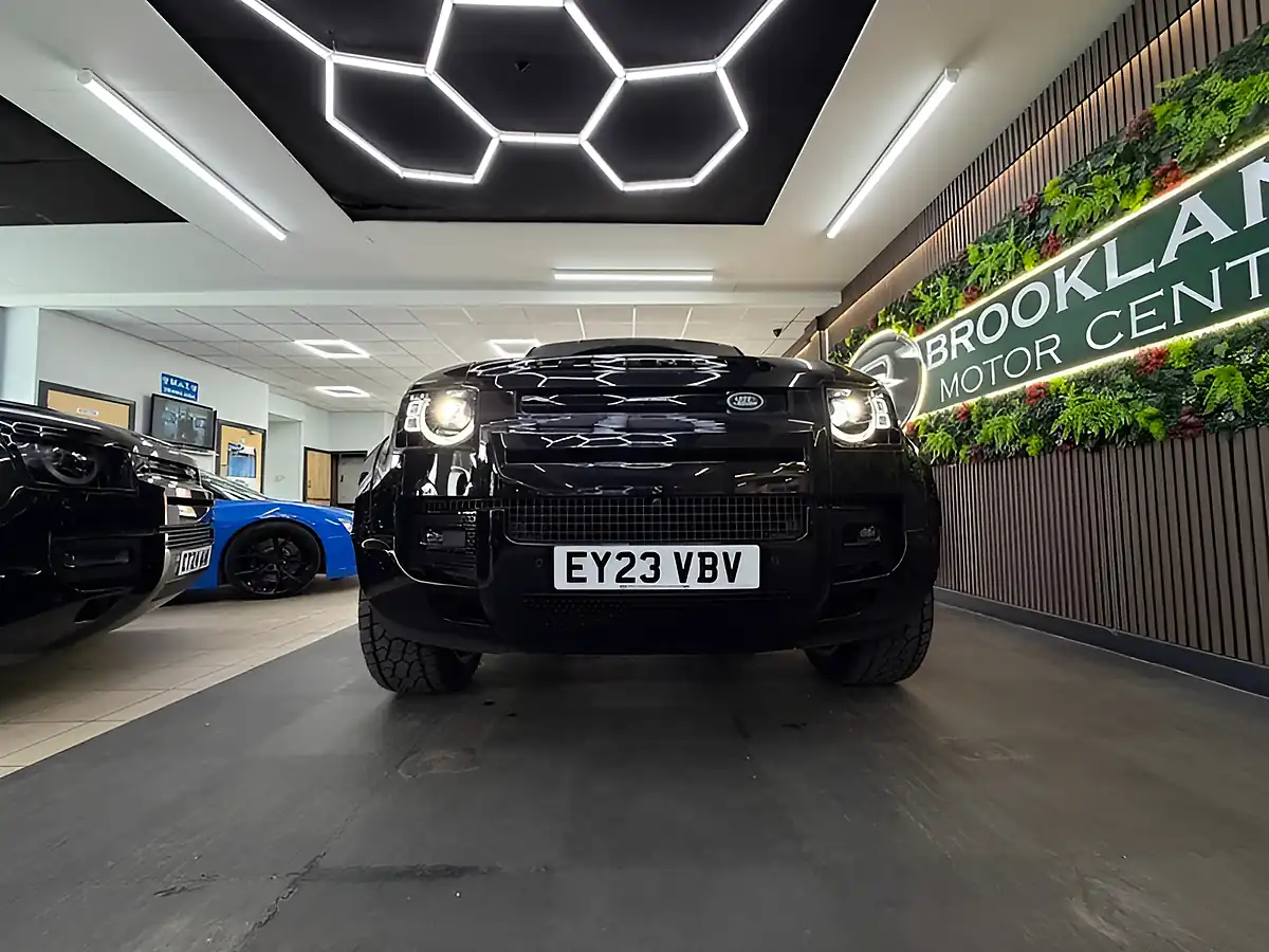 Used 2023 Land Rover Defender X-Dynamic Hse 130 Black - Interior and Exterior details 5