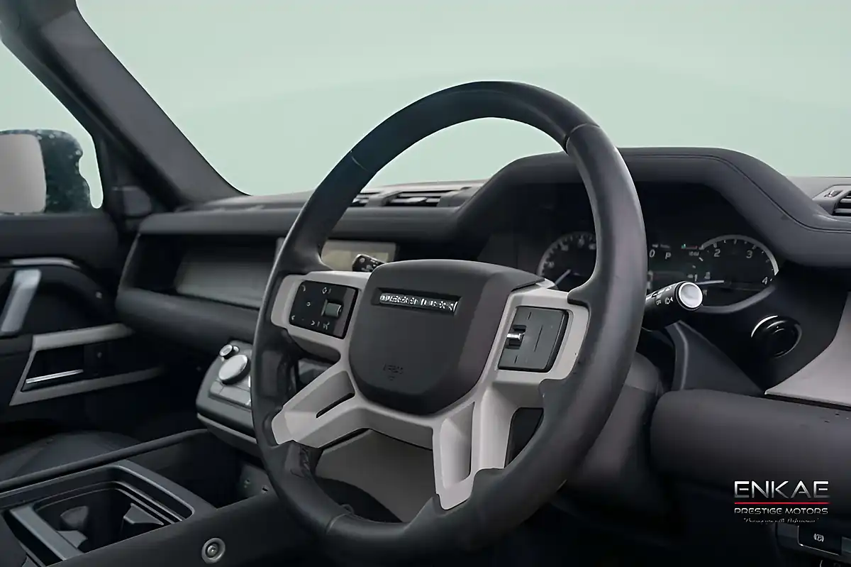 Used 2023 Land Rover Defender X-Dynamic Se Black - Interior and Exterior details 11