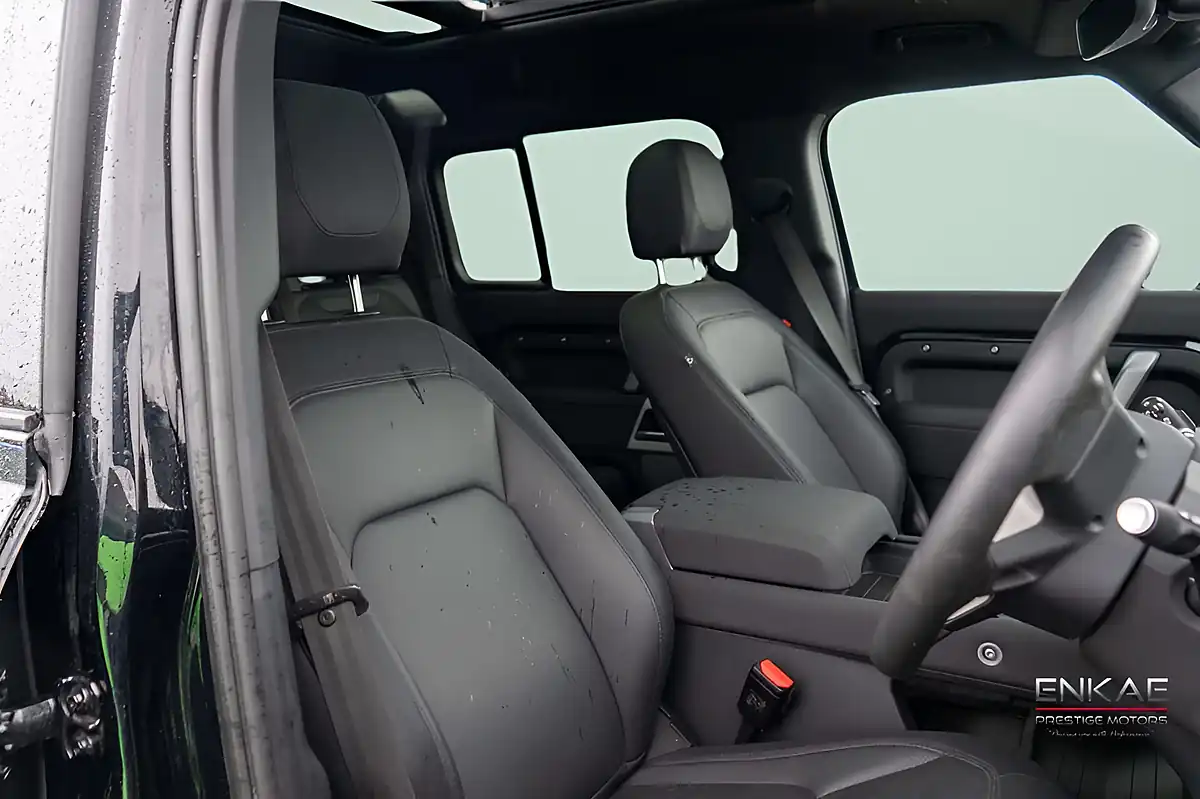 Used 2023 Land Rover Defender X-Dynamic Se Black - Interior and Exterior details 2