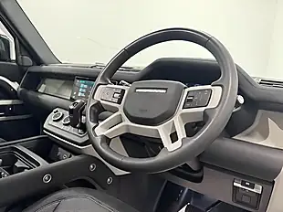 Used 2023 Land Rover Defender X-Dynamic Se White - Interior and Exterior details 10