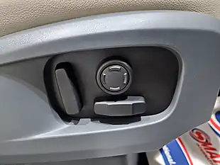 Used 2023 Land Rover Defender Xs Edition Black - Interior and Exterior details 11