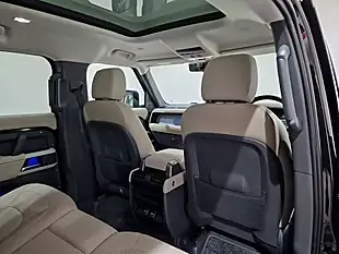 Used 2023 Land Rover Defender Xs Edition Black - Interior and Exterior details 15