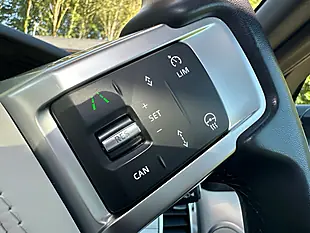 Used 2023 Land Rover Discovery Dynamic Hse Varesine Blue - Interior and Exterior details 4