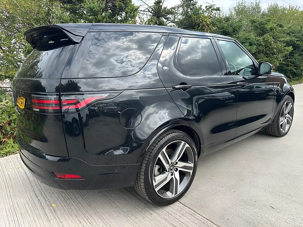 Used 2023 Land Rover Discovery - Interior and Exterior details 7