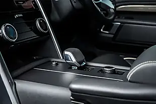 Used 2023 Land Rover Discovery Metropolitan Edition Carpathian Grey - Interior and Exterior details 16