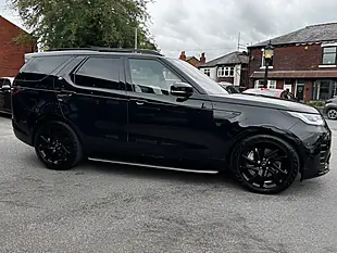 Used 2023 Land Rover Discovery R-Dynamic Hse Black - Interior and Exterior details 10