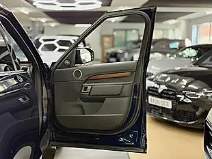 Used 2023 Land Rover Discovery R-Dynamic Se Blue - Interior and Exterior details 13
