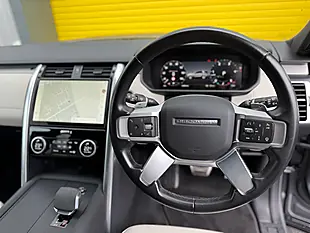 Used 2023 Land Rover Discovery R-Dynamic Se Grey - Interior and Exterior details 2