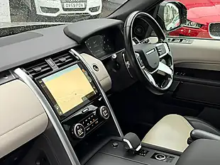 Used 2023 Land Rover Discovery R-Dynamic Se Lantau Bronze - Interior and Exterior details 6