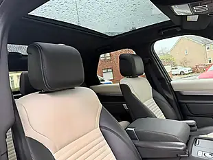 Used 2023 Land Rover Discovery R-Dynamic Se Lantau Bronze - Interior and Exterior details 8