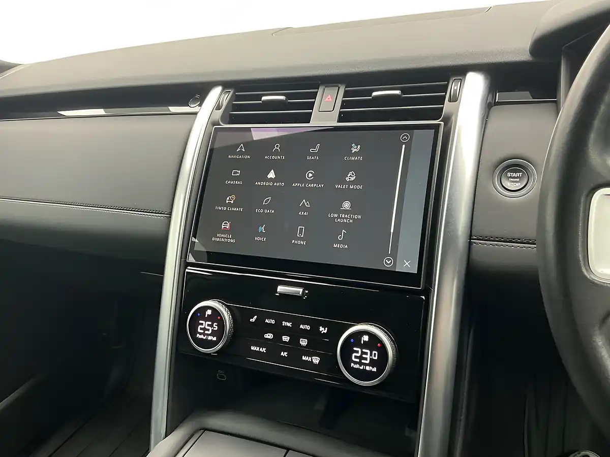 Used 2023 Land Rover Discovery Se Silver - Interior and Exterior details 13