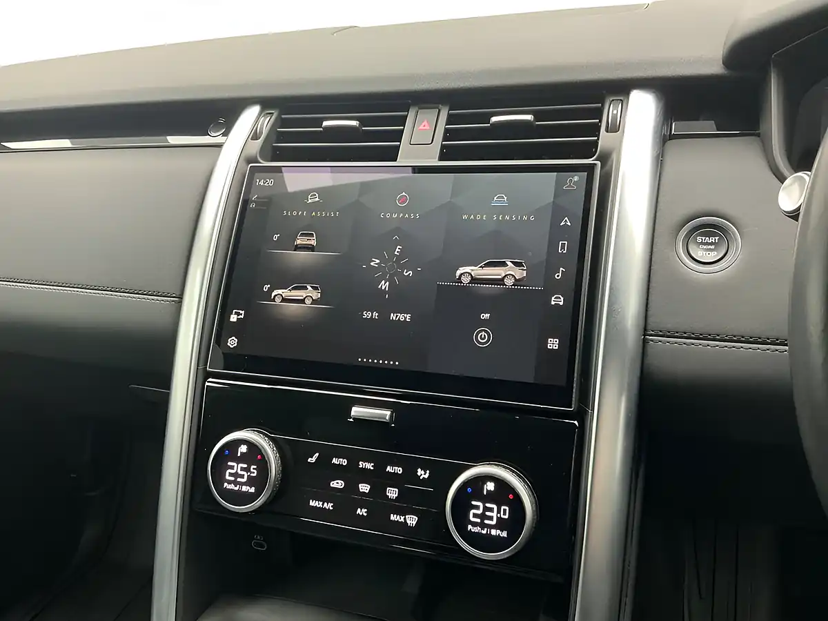 Used 2023 Land Rover Discovery Se Silver - Interior and Exterior details 15
