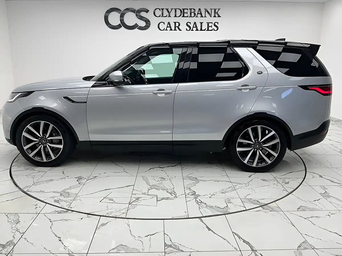 Used 2023 Land Rover Discovery Se Silver - Interior and Exterior details 6