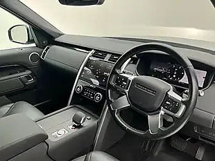 Used 2023 Land Rover Discovery Se Silver - Interior and Exterior details 9