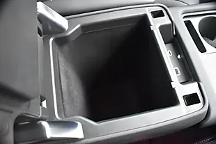 Used 2023 Land Rover Discovery Se Varesine Blue - Interior and Exterior details 19