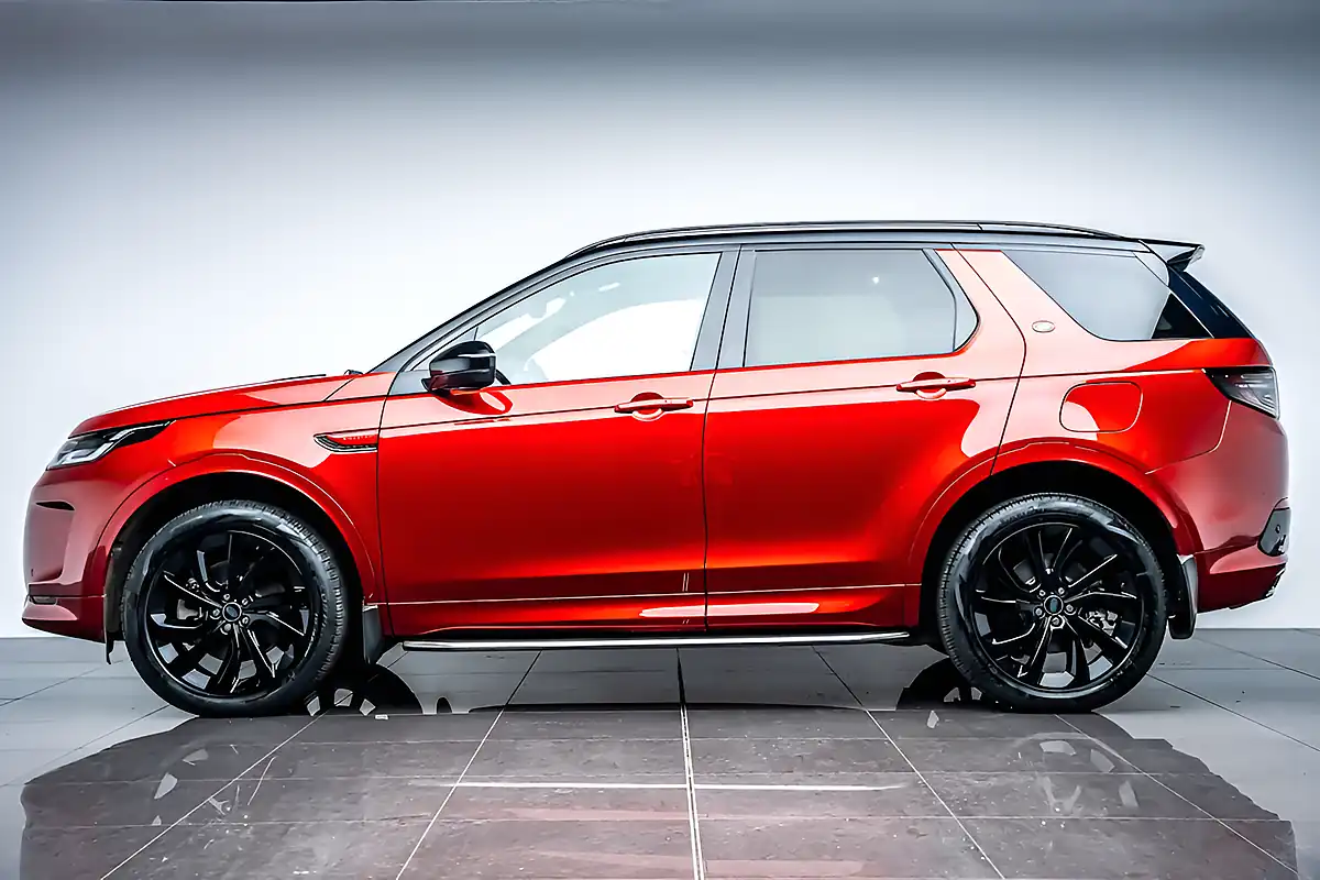 Used 2023 Land Rover Discovery Sport R-Dynamic Hse Red - Interior and Exterior details 5