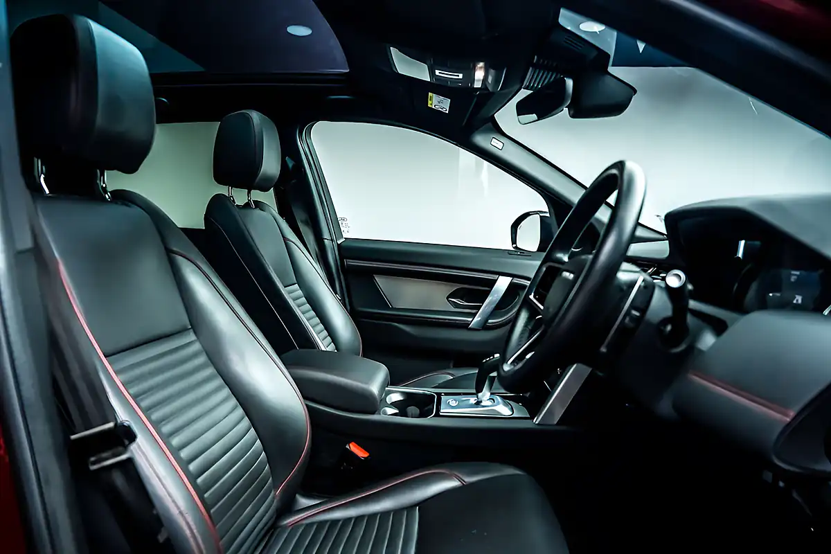 Used 2023 Land Rover Discovery Sport R-Dynamic Hse Red - Interior and Exterior details 6