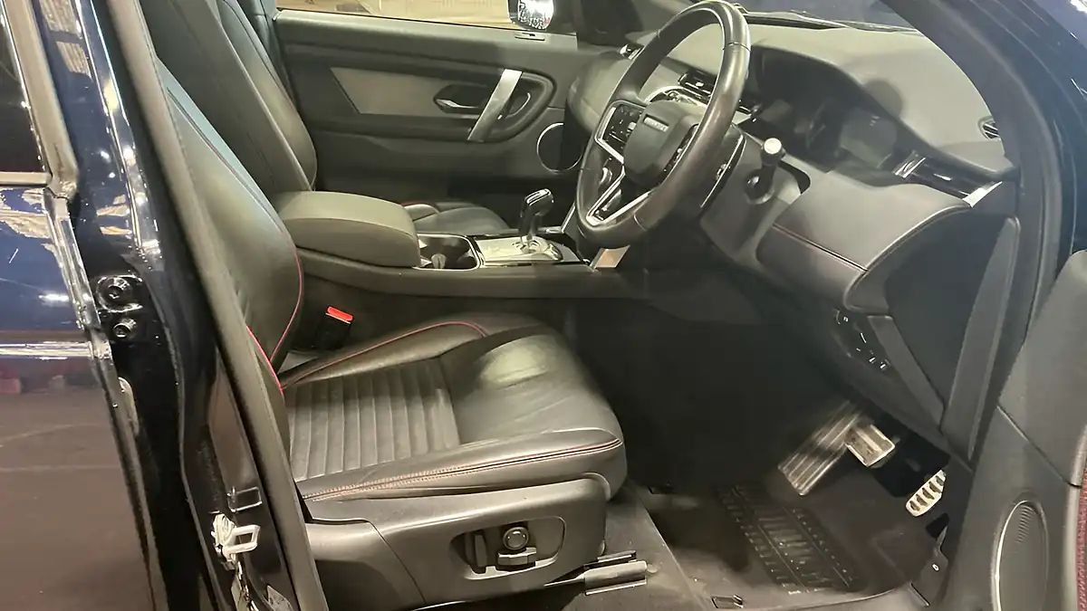 Used 2023 Land Rover Discovery Sport Urban Edition Blue - Interior and Exterior details 7