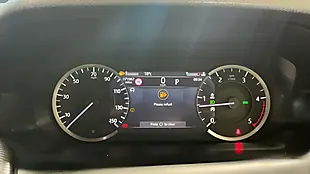Used 2023 Land Rover Discovery Sport Urban Edition Blue - Interior and Exterior details 9