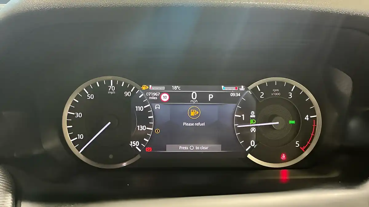 Used 2023 Land Rover Discovery Sport Urban Edition Blue - Interior and Exterior details 9
