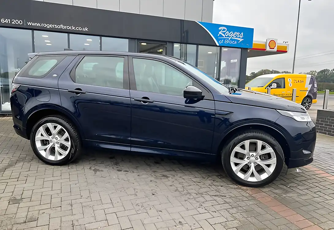 Used 2023 Land Rover Discovery Sport Urban Edition Portofino Blue - Interior and Exterior details 5