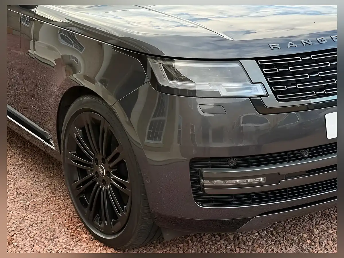 Used 2023 Land Rover Range Rover Autobiography Carpathian Grey - Interior and Exterior details 11