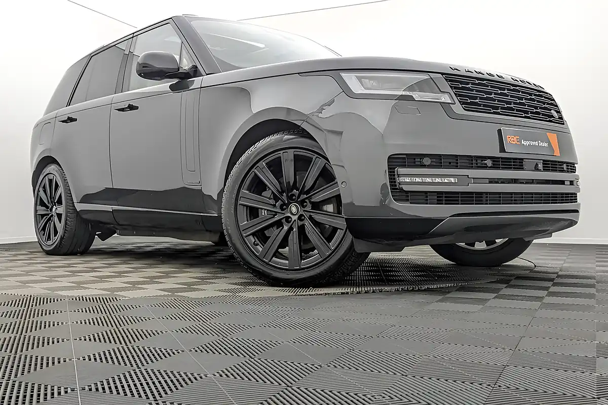 Used 2023 Land Rover Range Rover Autobiography Carpathian Grey - Interior and Exterior details 17