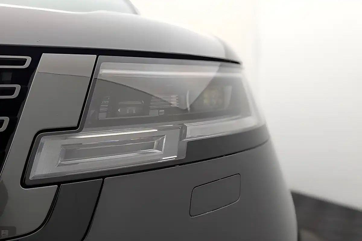 Used 2023 Land Rover Range Rover Autobiography Carpathian Grey - Interior and Exterior details 18