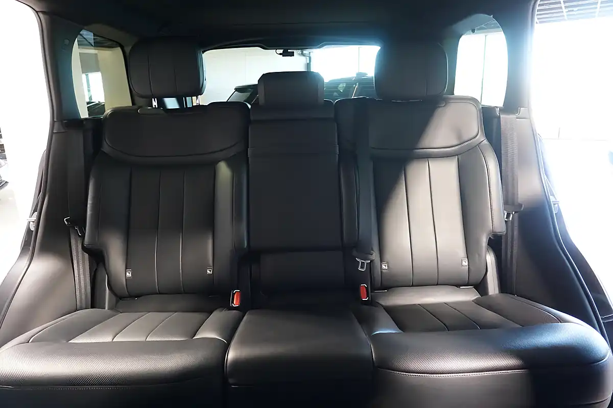 Used 2023 Land Rover Range Rover Autobiography Carpathian Grey - Interior and Exterior details 8